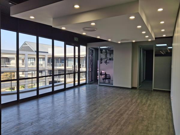 591  m² Commercial space