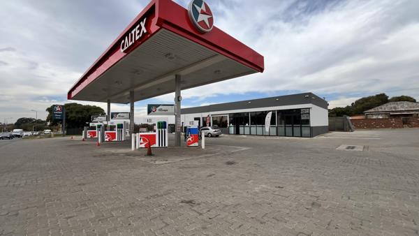 224  m² Commercial space