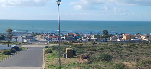 470 m² Land