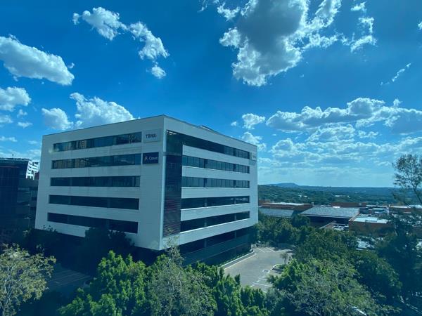 237  m² Commercial space