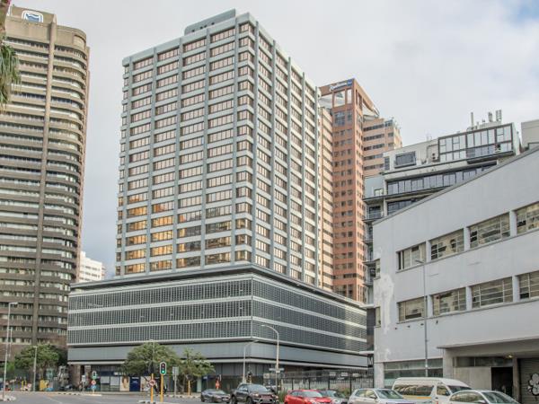 234  m² Commercial space