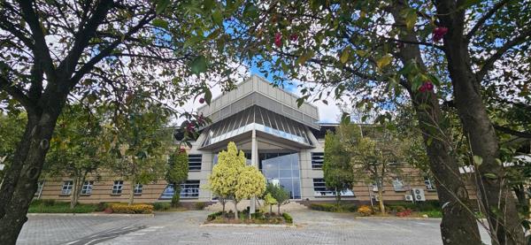 2 027  m² Commercial space