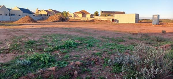 786 m² Land