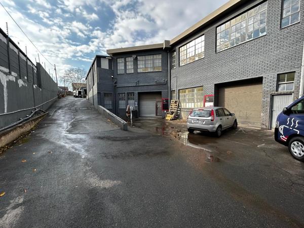 220 m² Industrial space