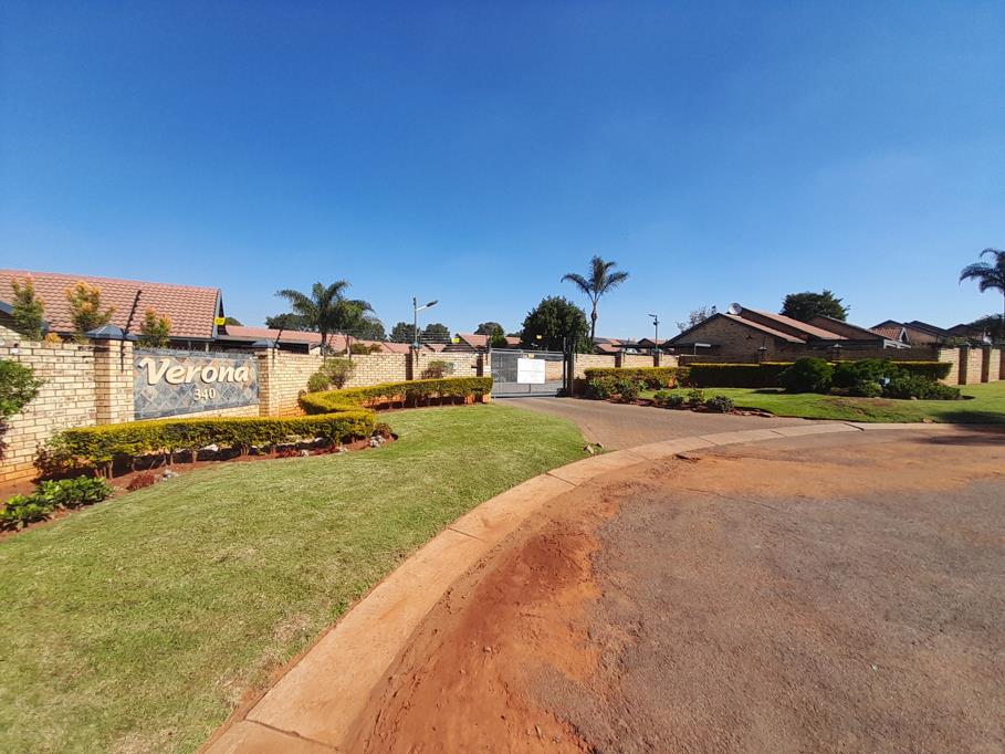 2 Bedroom Simplex