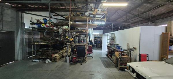 265  m² Commercial space