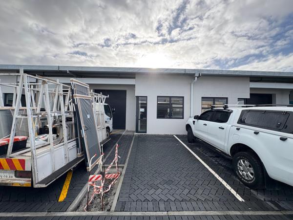 115  m² Industrial space