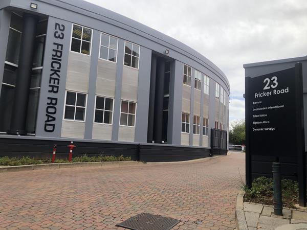 419  m² Commercial space