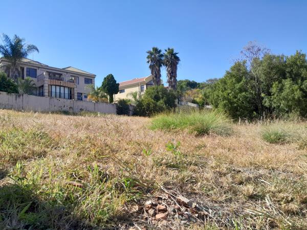 945 m² Land