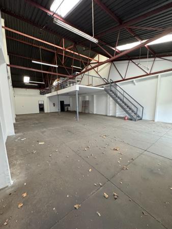 285  m² Commercial space