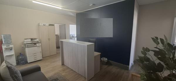 796  m² Commercial space