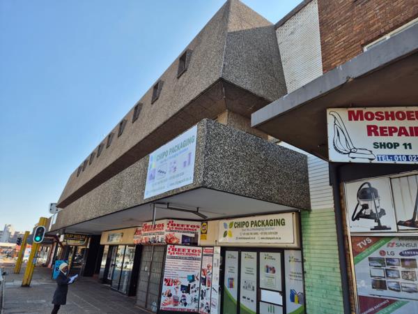 80  m² Retail Space