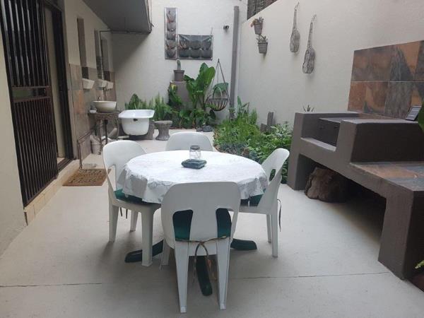 2 Bedroom Garden Cottage