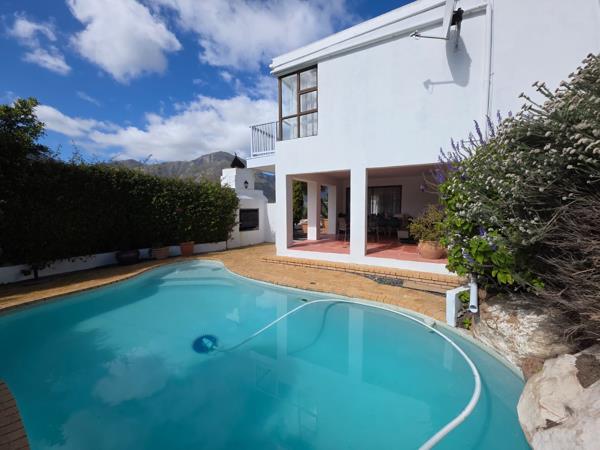 1 Bedroom Garden Cottage