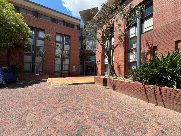 1 089  m² Office Space