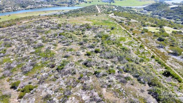 700 m² Land