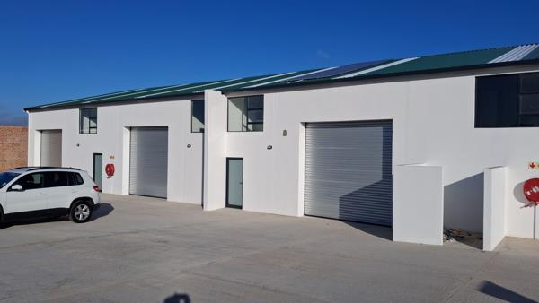 180  m² Commercial space