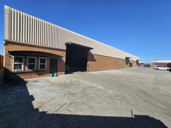 1 300 m² Industrial space