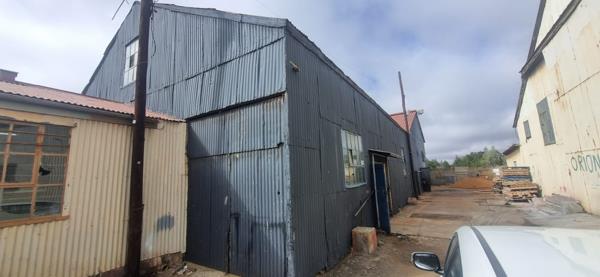 250  m² Industrial space