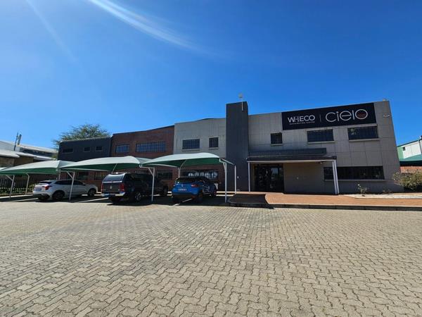 3 645  m² Industrial space