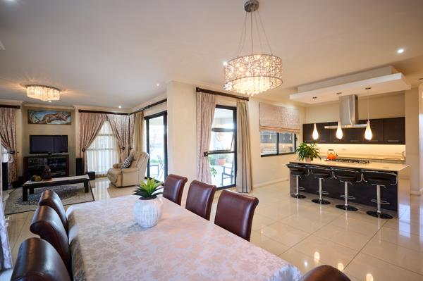 3 Bedroom HouseWaterfall Country Village - View 5