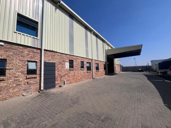 1 545  m² Industrial space