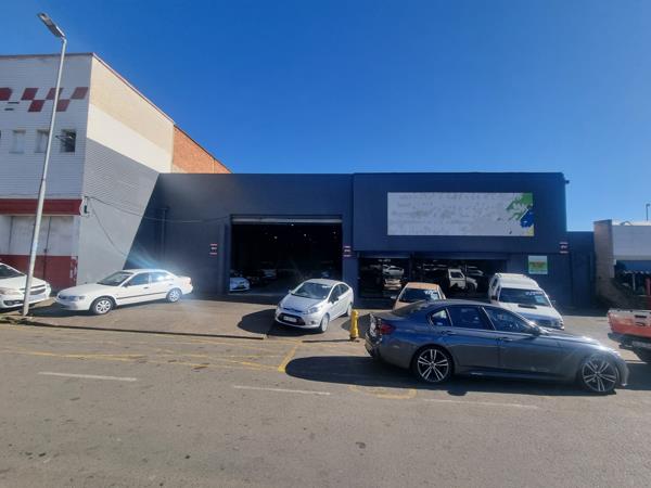950  m² Retail Space