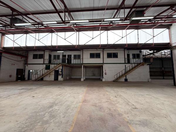 1 072 m² Industrial space