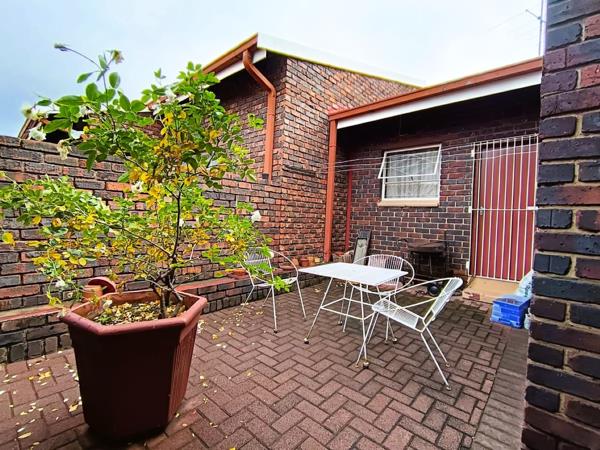 2 Bedroom House