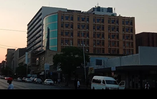 82  m² Commercial space