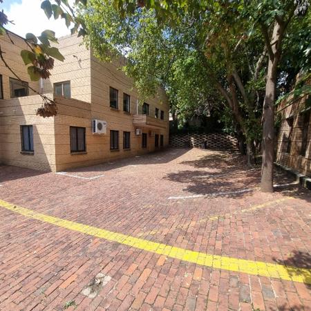 103 m² Commercial space