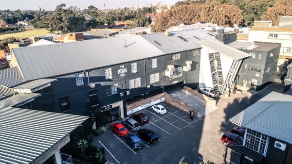 7 240  m² Office Space