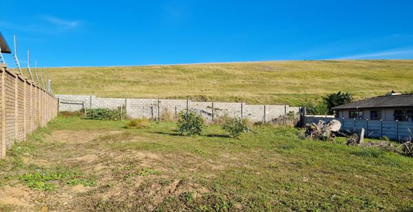 967 m² Land