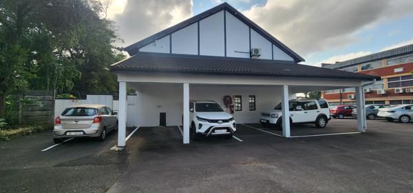 710  m² Commercial space