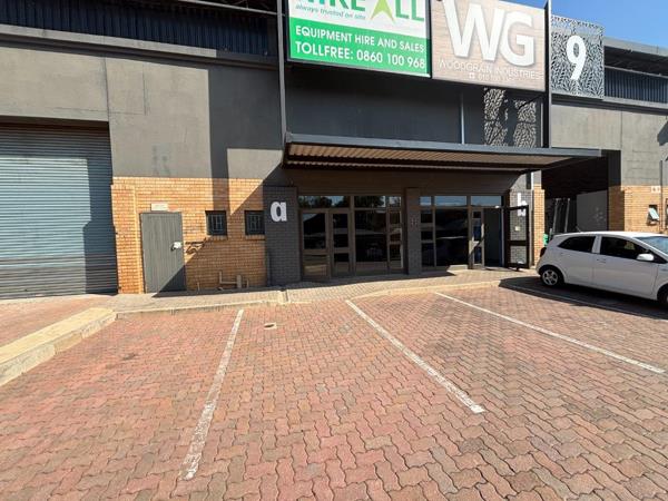 643  m² Industrial space