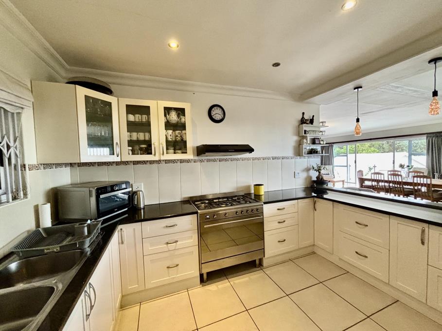 Photo of 3 Bedroom Simplex in Durban North