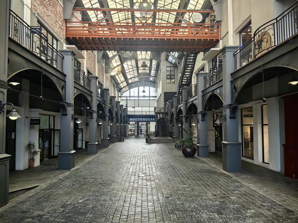 536  m² Commercial space