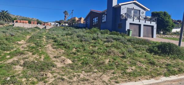 631 m² Land