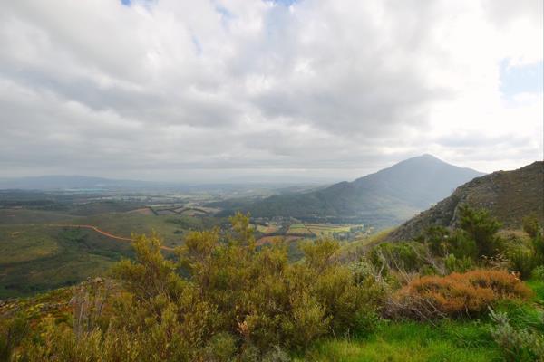 4 276 m² Land