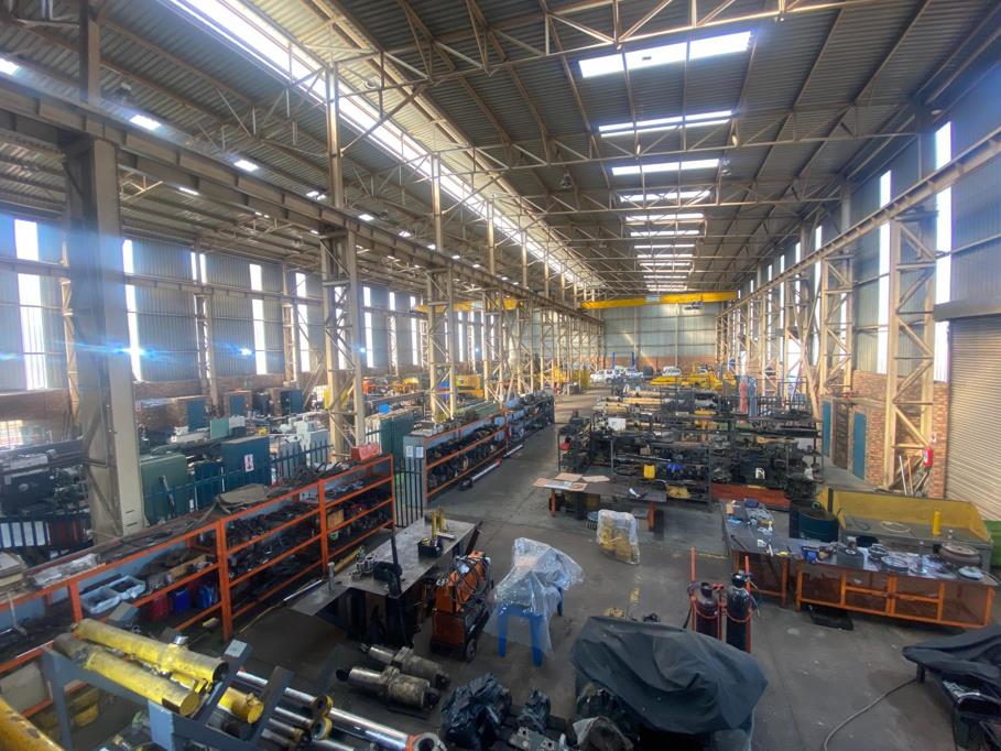 4 230 m² Industrial space