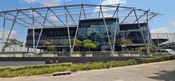 2 074  m² Commercial space