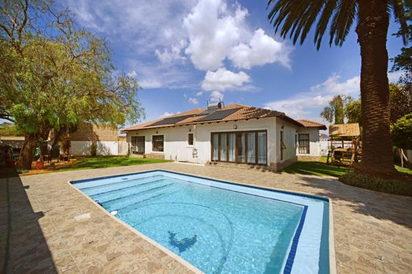 6 Bedroom House