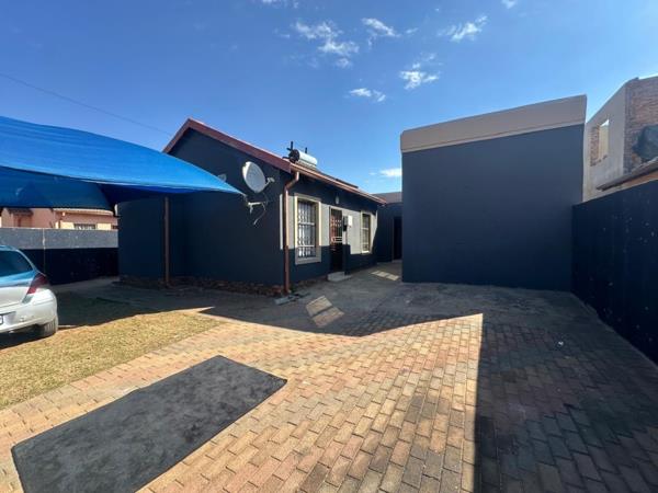 5 Bedroom House