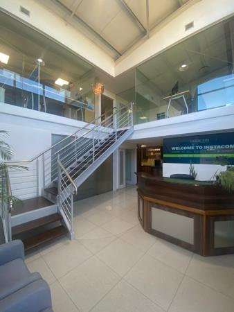 165  m² Commercial space