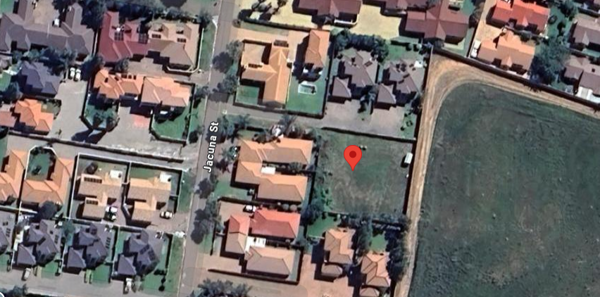 652 m² Land