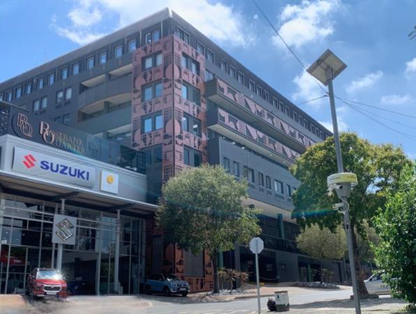 34  m² Commercial space