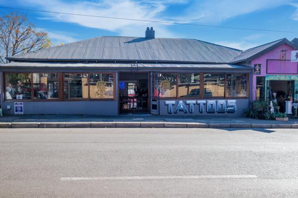 275  m² Commercial space