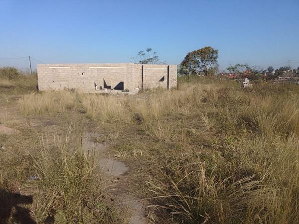 400 m² Land