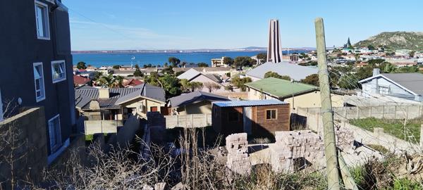 496 m² Land