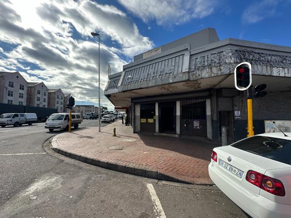 637  m² Commercial space